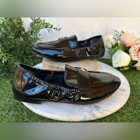 TORY BURCH Patent LeatherBallet Loafers Perfect Black size 8.5 NEW